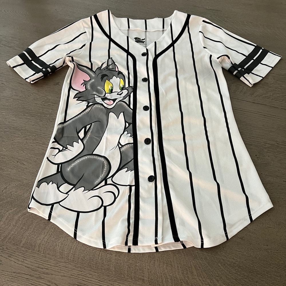 Tom and Jerry Striped Baseball Jersey Size M